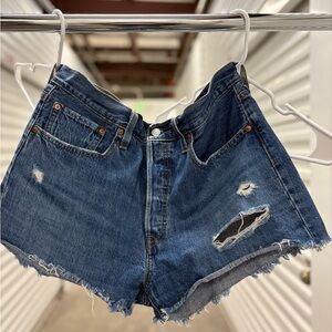 Levi’s Distressed Denim Women Shorts